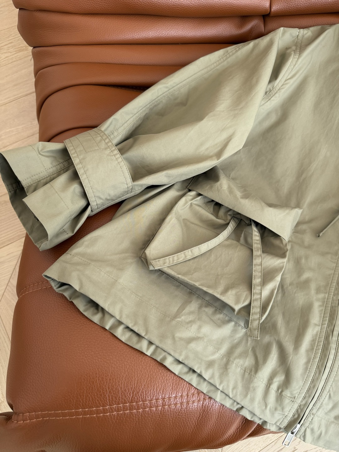 赵露思同款 25秋冬 小众设计风衣外套 超好看的廓形工装风设计 日常松弛感轻松get 版型是宽松廓形剪裁