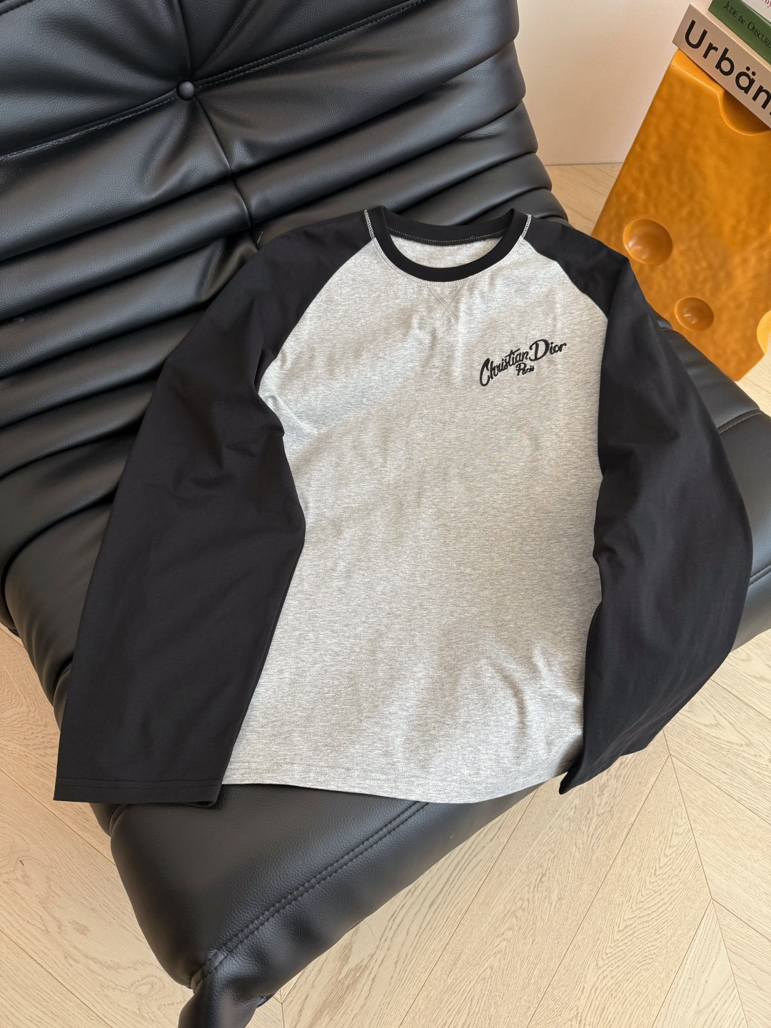 25早秋新品 字母logo刺绣长袖T恤 撞色插肩袖设计 休闲推荐 日常必备款 单穿打底都OK 简洁和时髦