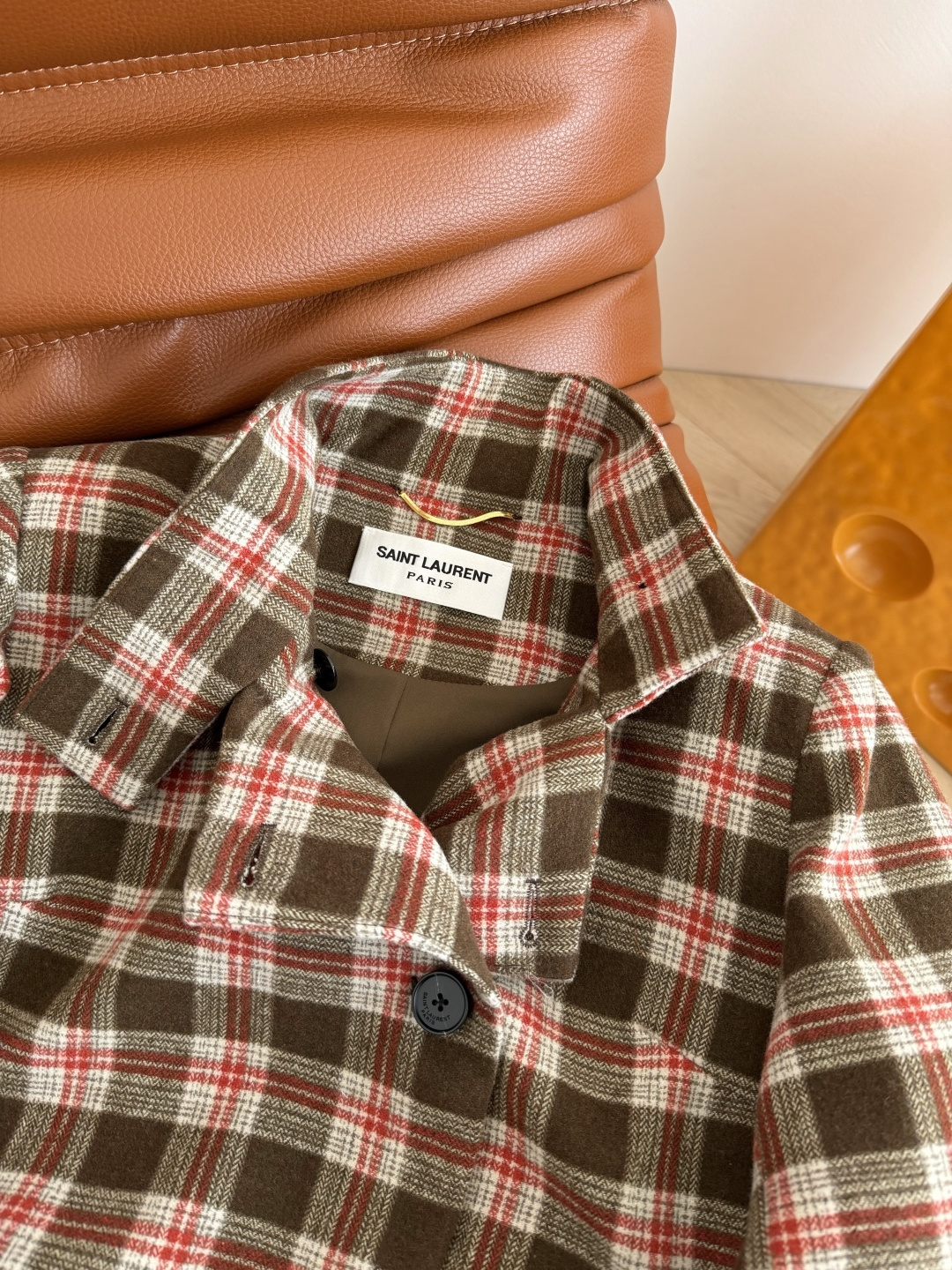 秋冬就要穿格子 25FW 复古羊毛格子外套 浓浓的英式复古感 伦敦入秋氛围感 立领设计 低腰腰带设计 上