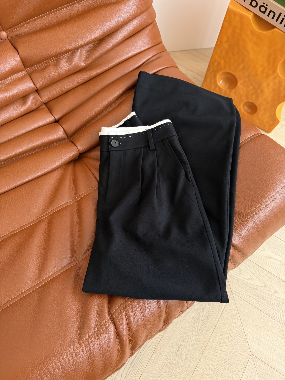 25秋冬 撞色明线毛边设计一套搭配 帅气有型 时髦Girl必备款 非常重工的明线装饰西装 肩部毛边和明线