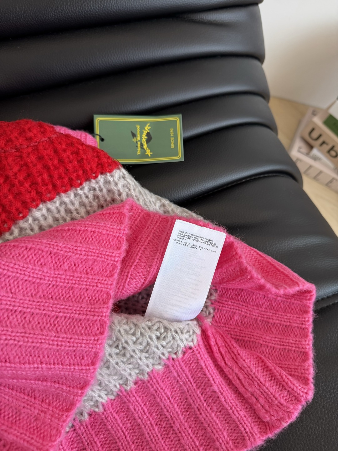 时髦慵懒必备 25秋冬 土星图案刺绣毛衣 撞色宽条纹设计 配色很好看 经典耐看 胸前大🪐图案刺绣 时髦有