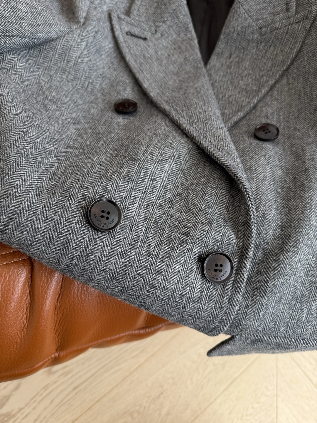 张钧甯 袁泉同款 SLP。 走路带风系列 高级灰羊毛人字纹长款大衣外套 秋冬的必备款 超推荐 人字纹加厚