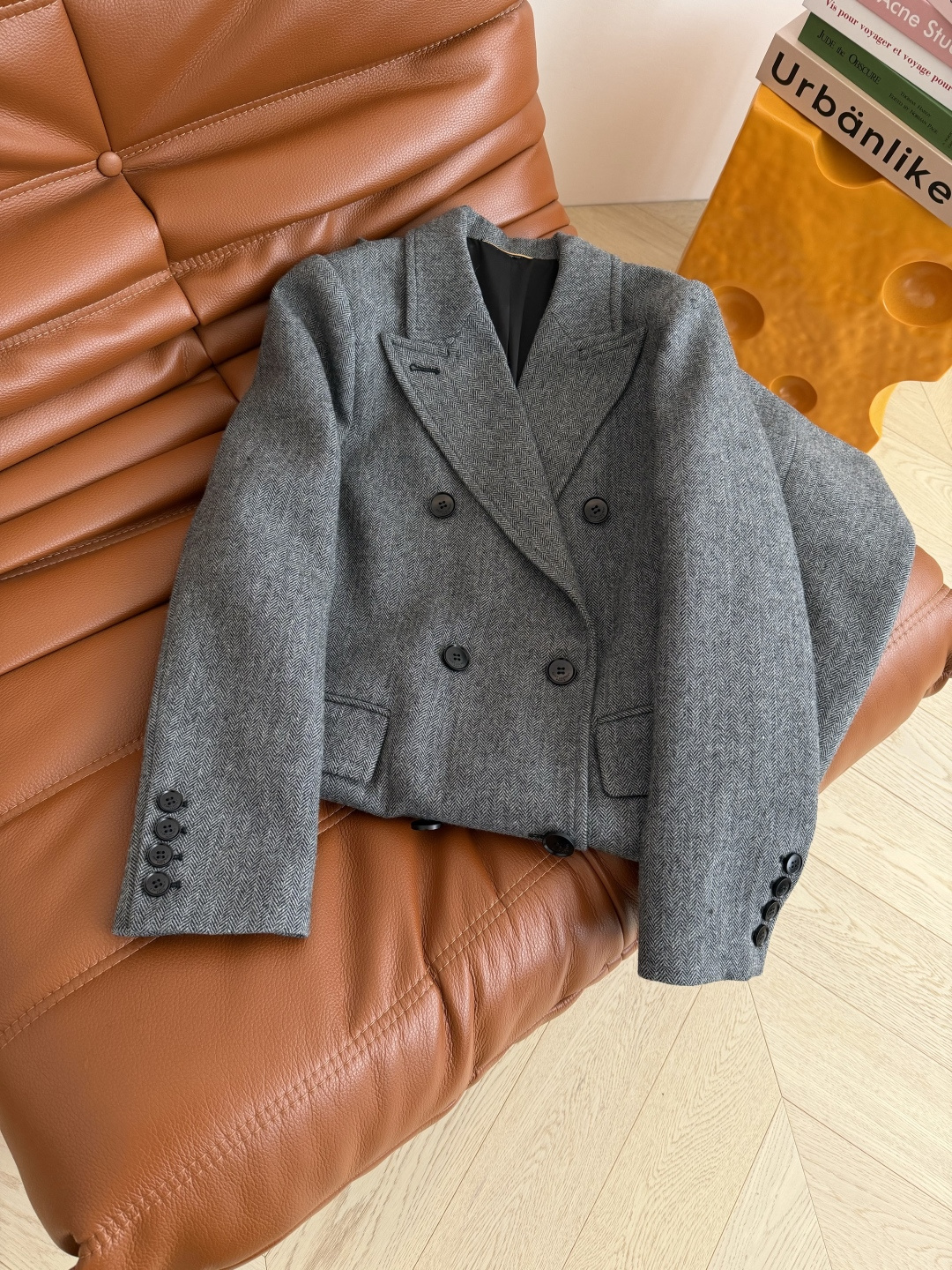 张钧甯 袁泉同款 SLP。 走路带风系列 高级灰羊毛人字纹长款大衣外套 秋冬的必备款 超推荐 人字纹加厚