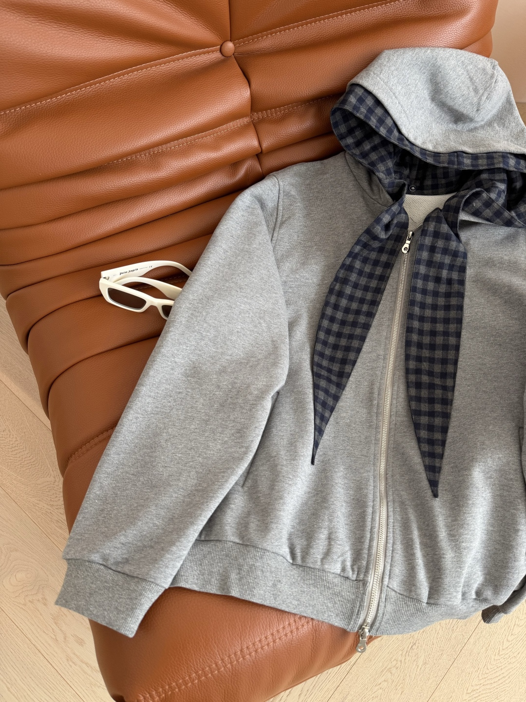 时髦卫衣套装 25秋冬 可拆卸双层帽子设计卫衣套装 时髦精一套搭配 连帽卫衣+弯刀休闲裤 卫衣是双层帽子