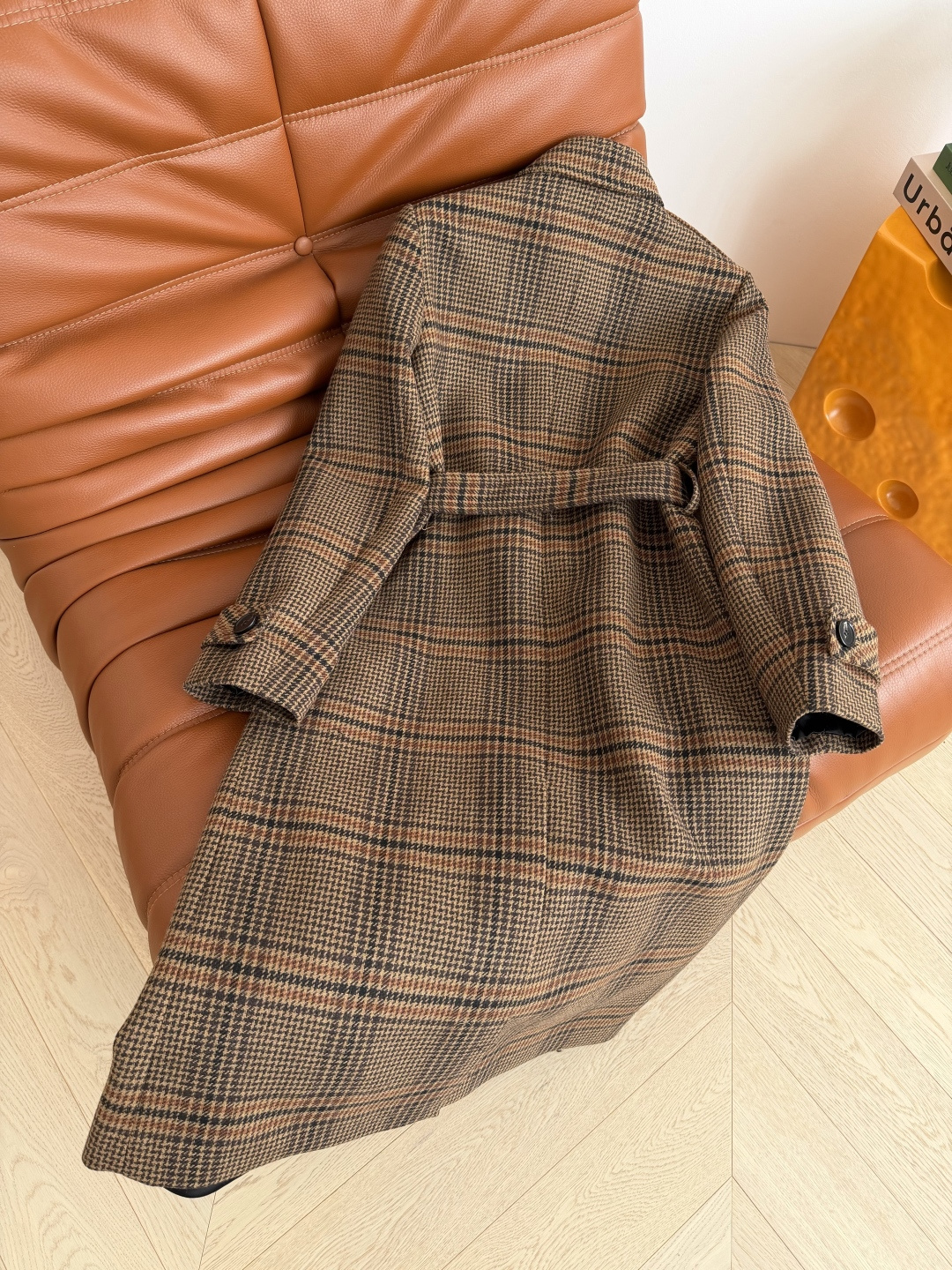 rose同款 25FW 复古格纹羊毛风衣大衣 这一件绝对是本季最值得收藏的一件大衣 风衣式设计 腰部系腰