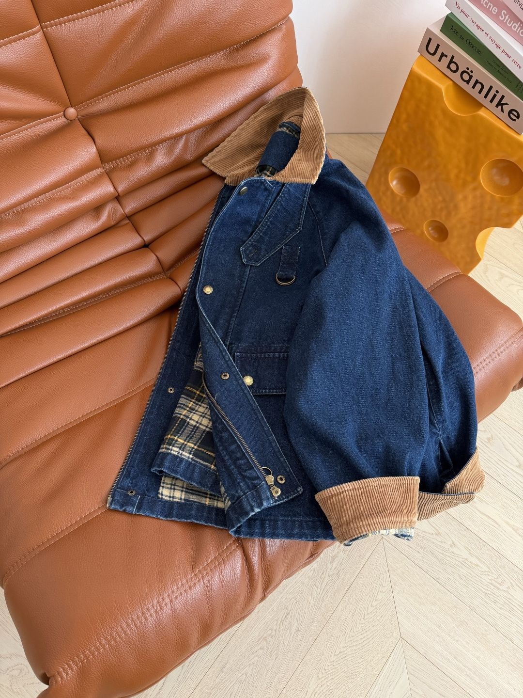 复古巴恩风 25FW 灯芯绒领子拼接牛仔外套 内里全棉格纹里衬 双层面料保暖 冬季时髦必备 里面可以搭配