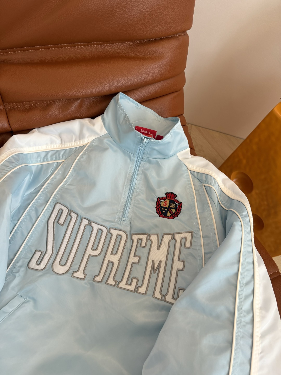 张艺兴 超多明星同款 超级重工套装 半拉链设计外套上衣+松紧绑带休闲裤 超级帅气的一套 不管是一套搭配或