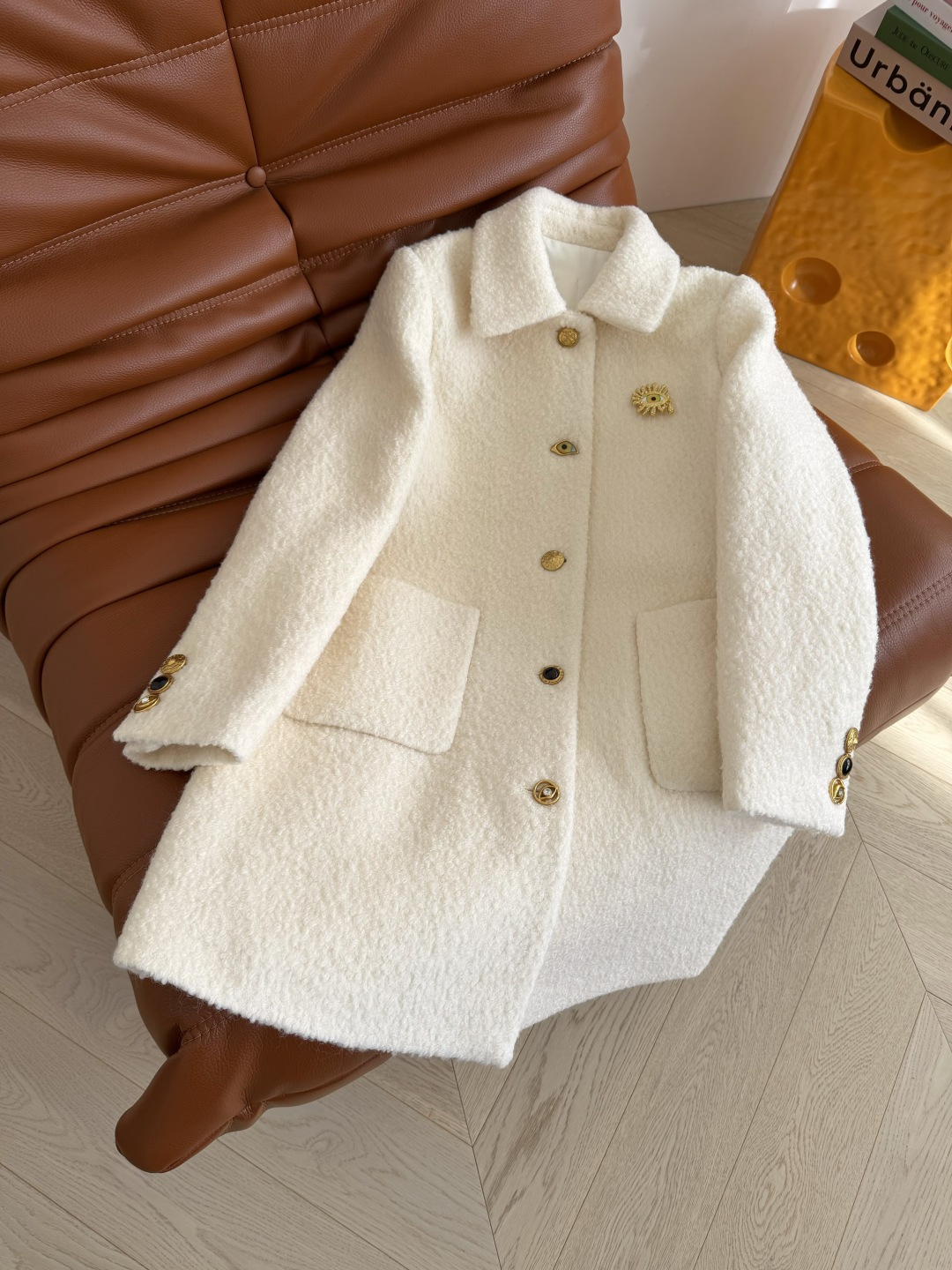 冬季羊卷毛大衣 25新款巴黎SCP～眼睛胸针装饰羊卷毛大衣外套 复古巴黎时髦风即视感 可拆卸眼睛胸针+异