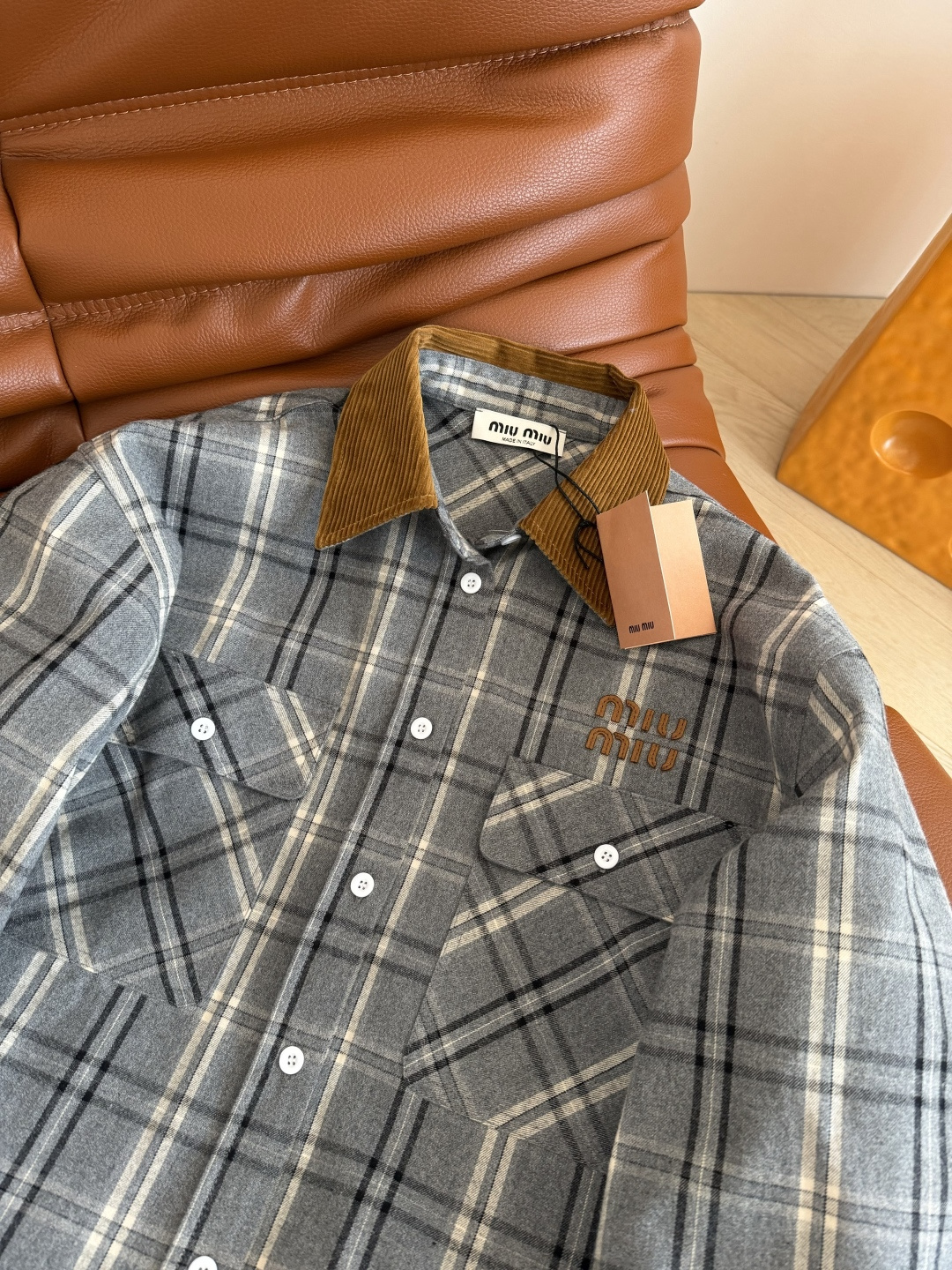 25秋冬🆕🆕英伦复古法兰绒格纹一套搭配 缪系穿搭 复古有型 采用定织开发的格纹面料 对格工艺做法 廓形衬