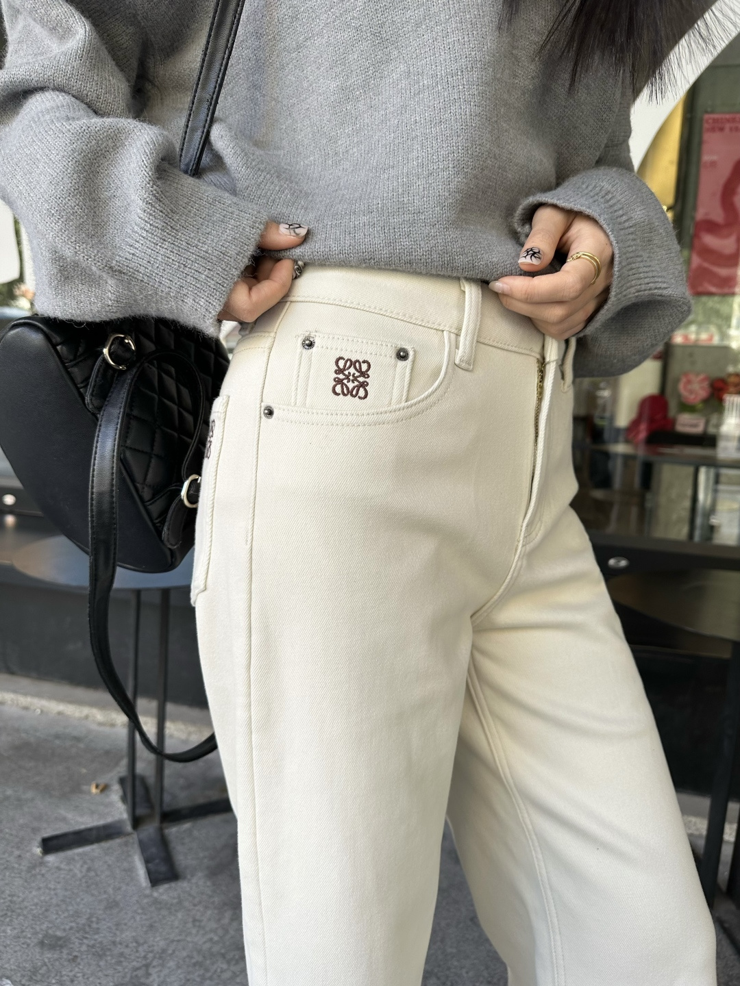 Elegant Women’s Sunglasses – UV Protection & Stylish Design