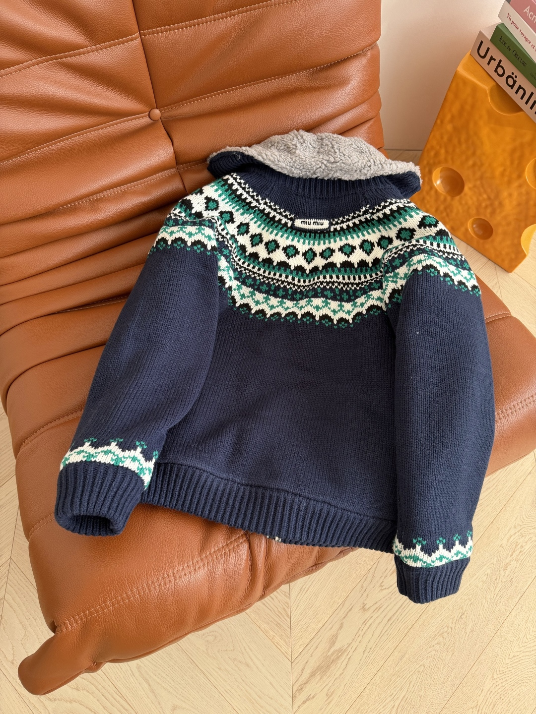 刘浩存同款 25新款 费尔岛图案开衫毛衣外套 满满的圣诞和节日氛围感 两面都可以穿 一面针织 一面毛绒 