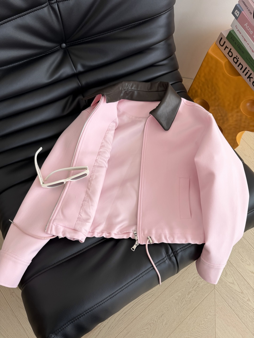 26新款 可拆卸双层领子装饰夹克外套 时髦精必去 日常实穿又简约高级的一件外套 轻薄款 多个季节🉑穿 日