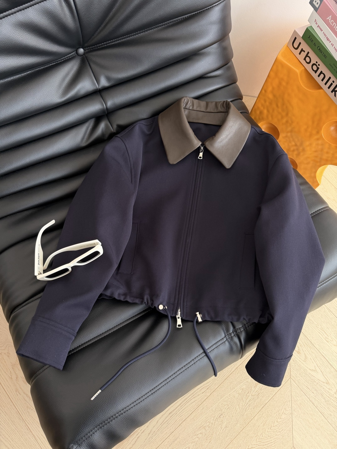 26新款 可拆卸双层领子装饰夹克外套 时髦精必去 日常实穿又简约高级的一件外套 轻薄款 多个季节🉑穿 日