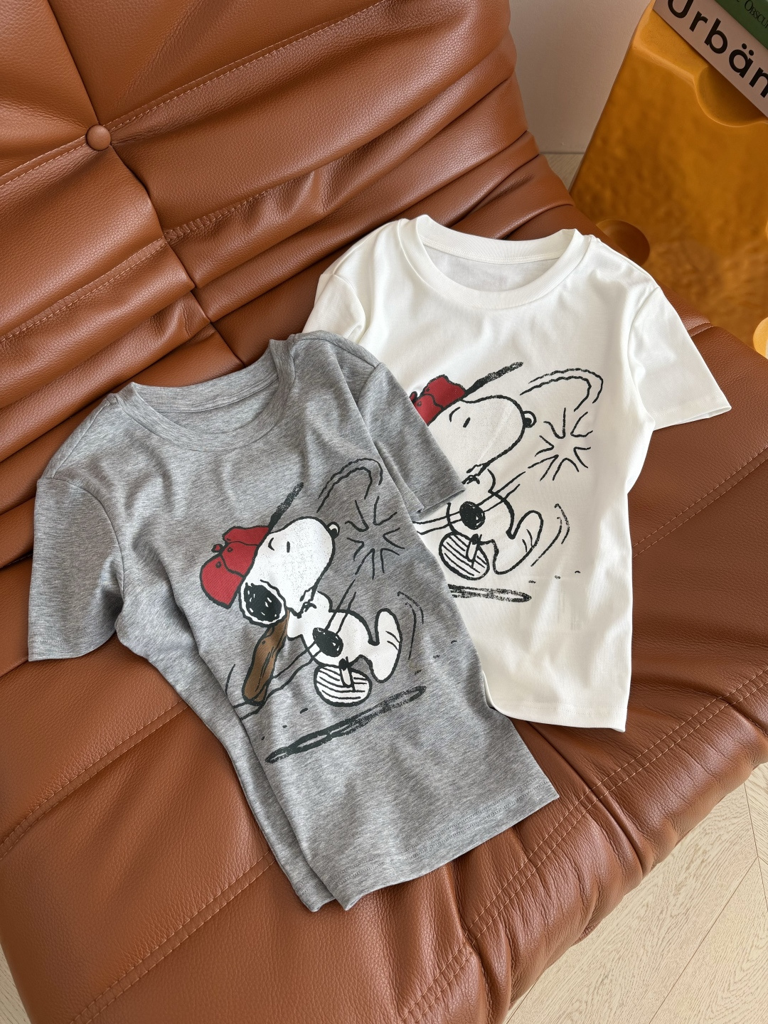 夏季必备款 史努比图案修身T恤 太好穿了啊 单穿内搭必备 采用带有弹性的棉质面料 上身修身显瘦 妥妥的时