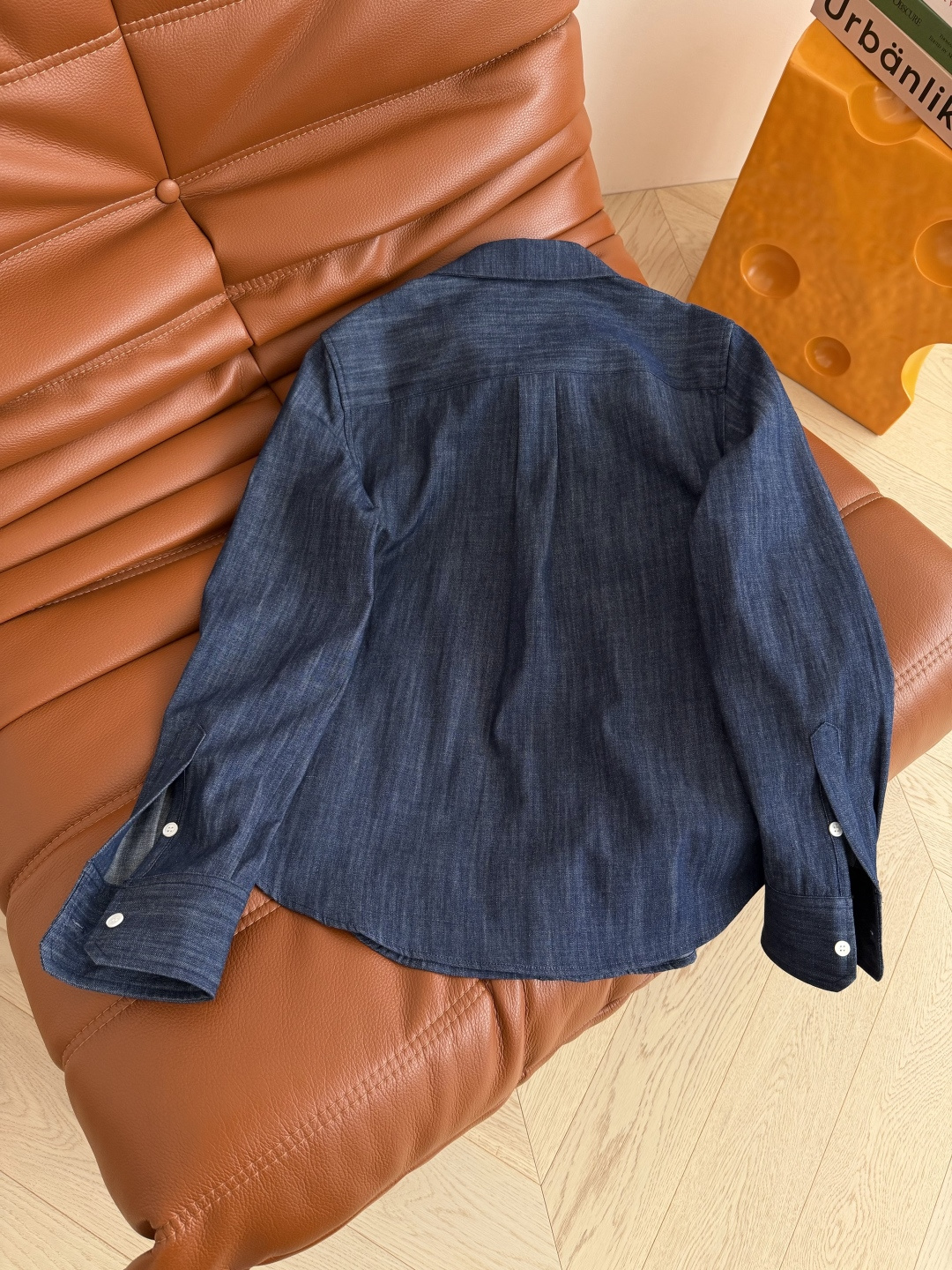 美式休闲推荐 26ss 小蜜蜂刺绣牛仔衬衫 日常搭配休闲慵懒款 自带复古buff 上身秒变博主范 版型比