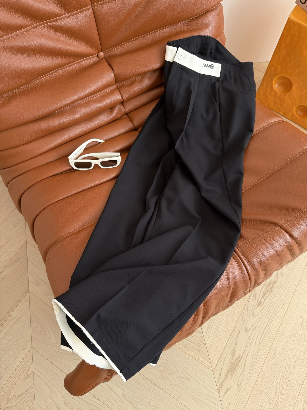 时髦西裤 26ss 夏季专属轻薄款西裤 毛边设计撞色腰头拼接 字母logo刺绣点缀 很有设计感 裤脚也拼