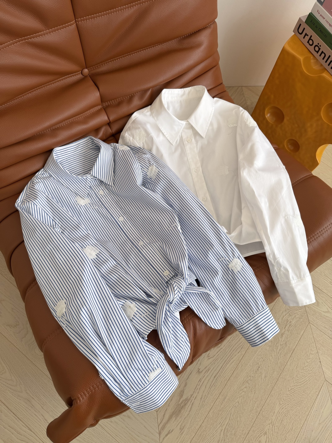 重工又有造型感 26ss 刺绣+钉珠工艺装饰衬衫 版型是巨好看的系带设计 休闲慵懒 自带博主街拍范 又可