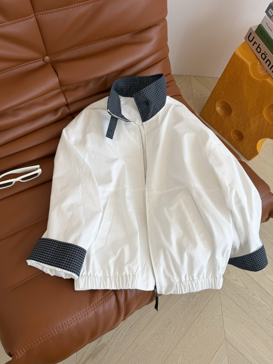 26春夏 小众设计款 格子拼接设计白色夹克外套 日常休闲款 各种凹造型都需要的一件外套 轻薄款 实穿性很