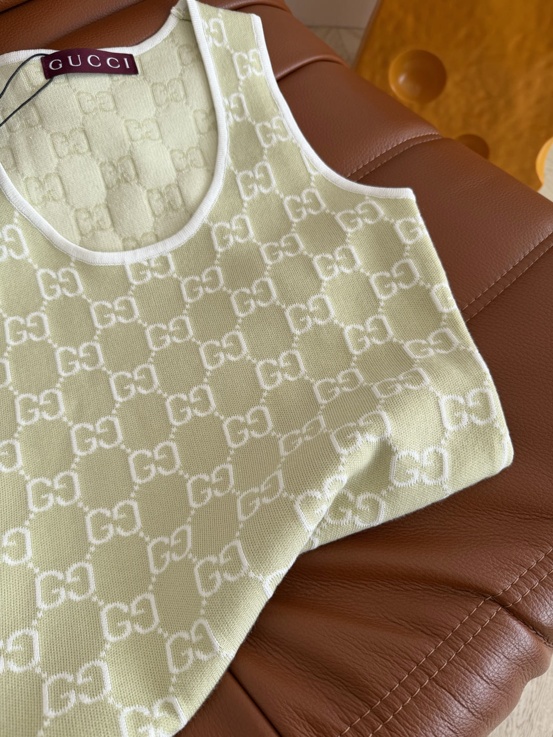 超好看的薄荷绿 26春夏 经典图案提花无袖针织连衣裙 日常出街随意穿 很好出片 背心无袖设计 里面还可以