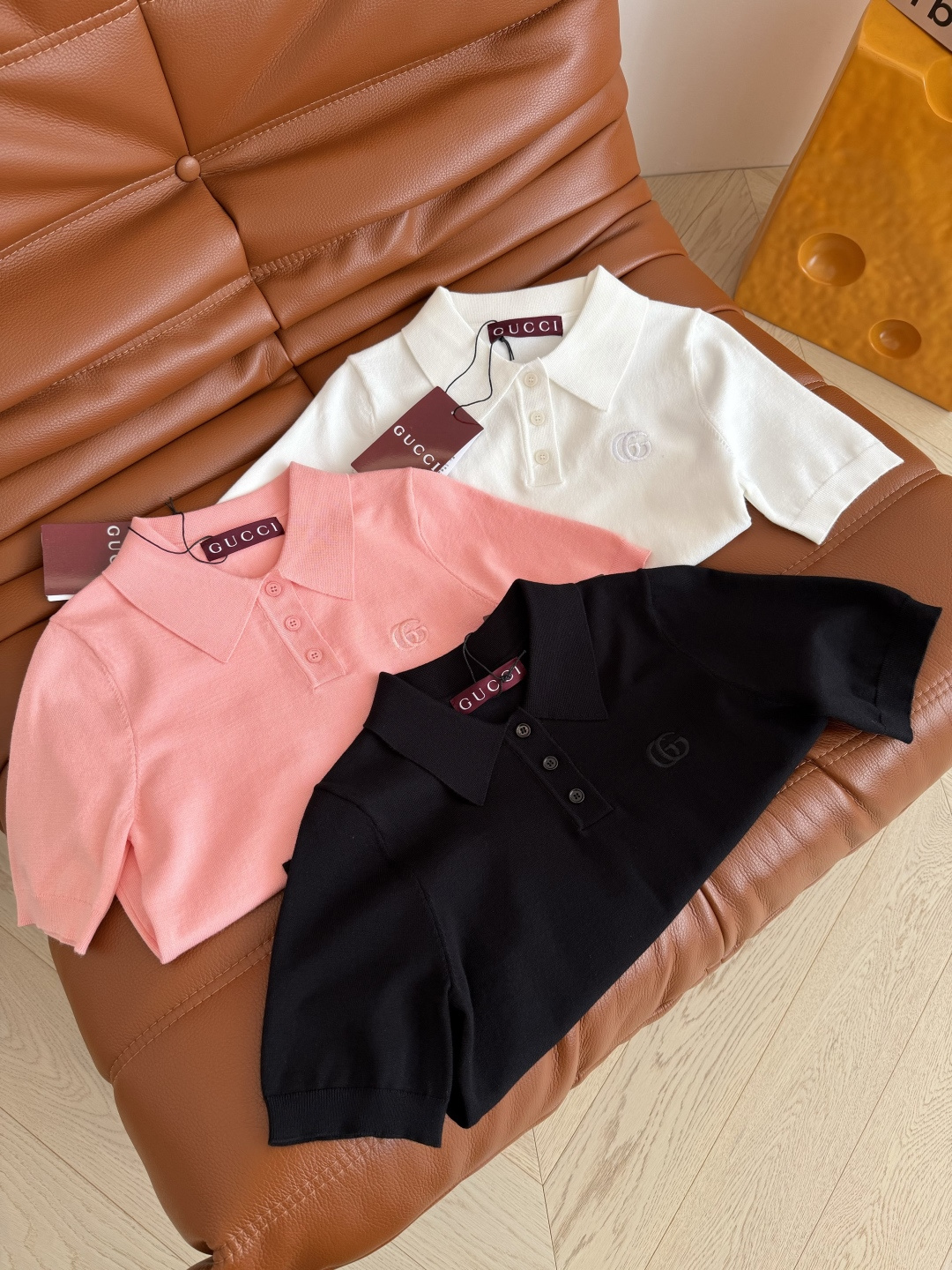 夏季轻薄款针织短袖 26新品 经典logo刺绣翻领针织上衣 简约又好穿 搭配裤子或者半裙都OK Polo