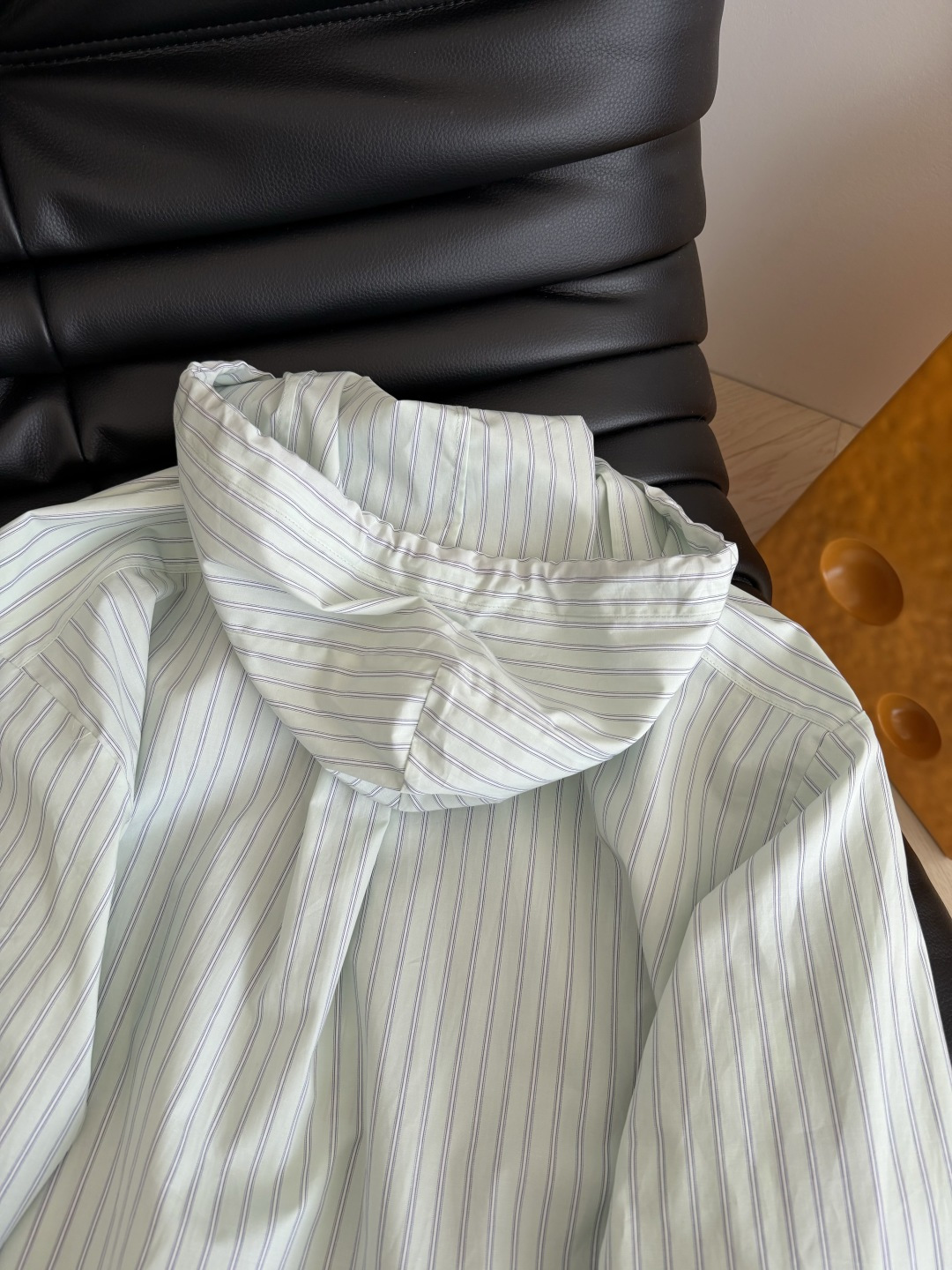 夏季防晒衫 26ss 土星图案刺绣连帽衬衫 凹造型必备的连帽衬衫 廓形感的剪裁 松弛有度 慵懒休闲 搭配