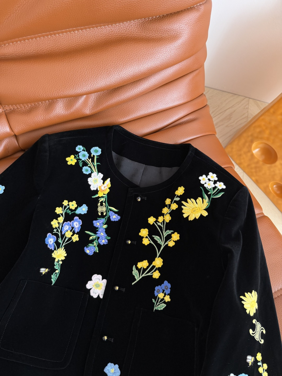 超重工的丝绒外套 26新款 花卉凯旋门图案刺绣丝绒外套 实物太美了 重工高密度刺绣 丛林花卉和凯旋门图案