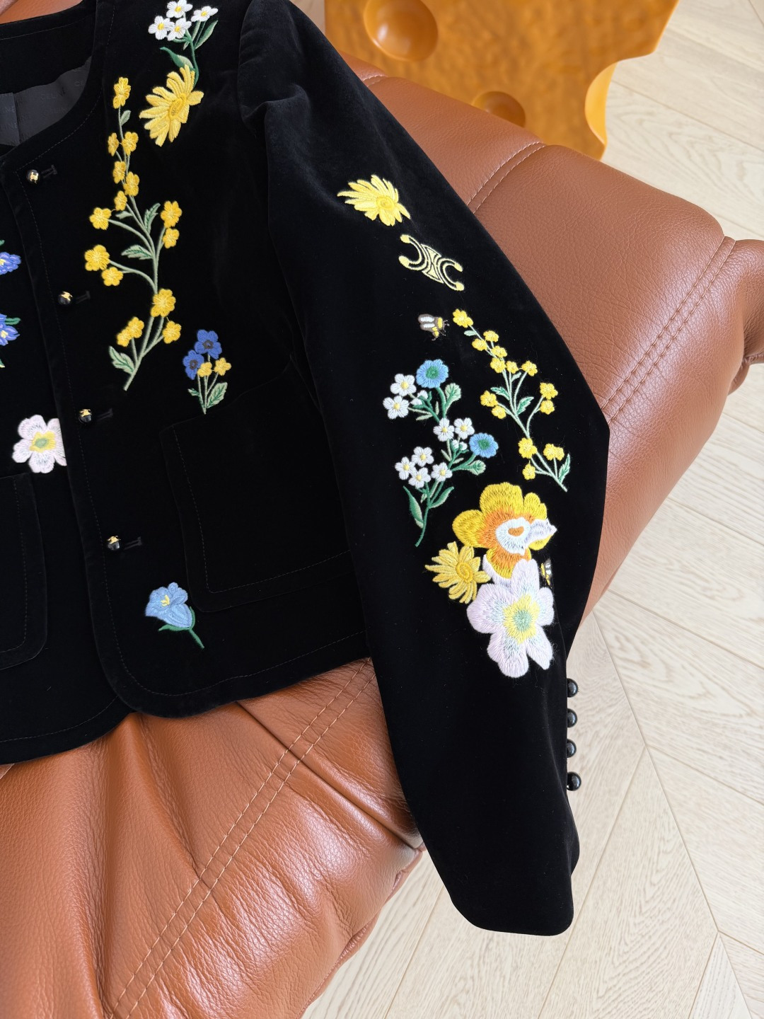 超重工的丝绒外套 26新款 花卉凯旋门图案刺绣丝绒外套 实物太美了 重工高密度刺绣 丛林花卉和凯旋门图案