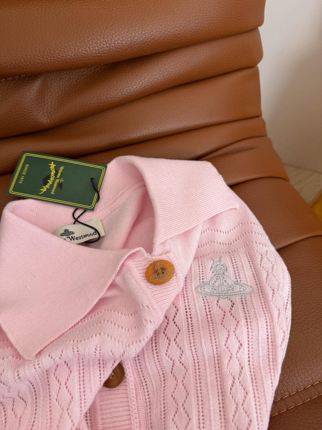 26春夏 土星图案刺绣针织开衫 重工镂空织法 透气性极好 不怕闷热 时髦感在线 开扣小开衫设计 日常巨百