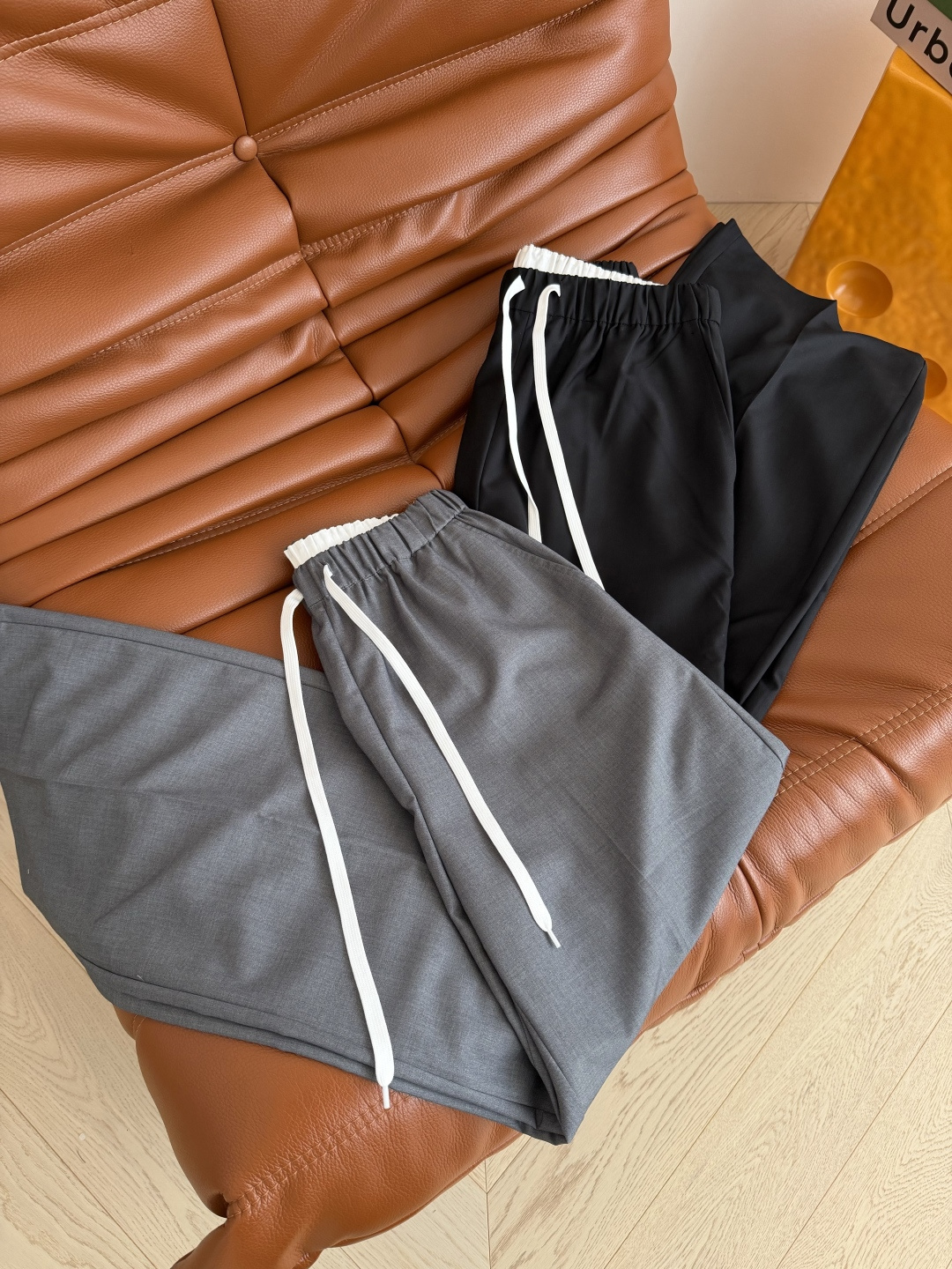 夏季轻薄款西裤 百搭系列 白色系带设计西裤 日常慵懒休闲 太百搭了 不管是想要时髦范儿还是通勤正式感都可