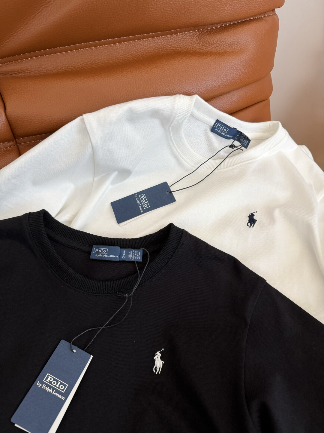 一件式时髦感 26新款 小马🐎刺绣直筒连衣裙 OP一件式T裙设计 包容性很大 藏肉显瘦 日常出街或者居家