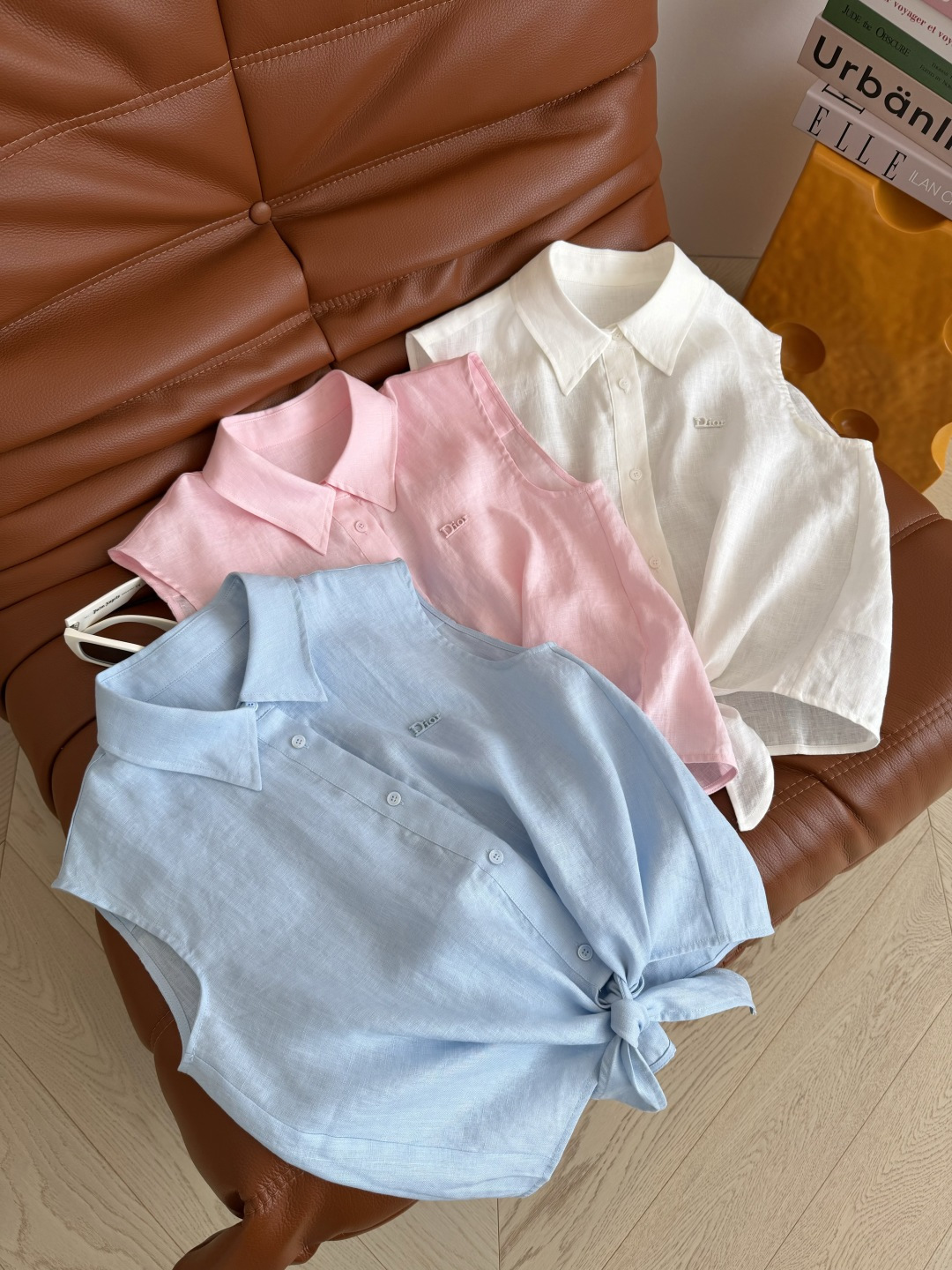 夏季出片单品 26🆕🆕系带设计亚麻衬衫 胸前手缝字母logo装饰 同色系的字母小金属太好看了 度假Fee