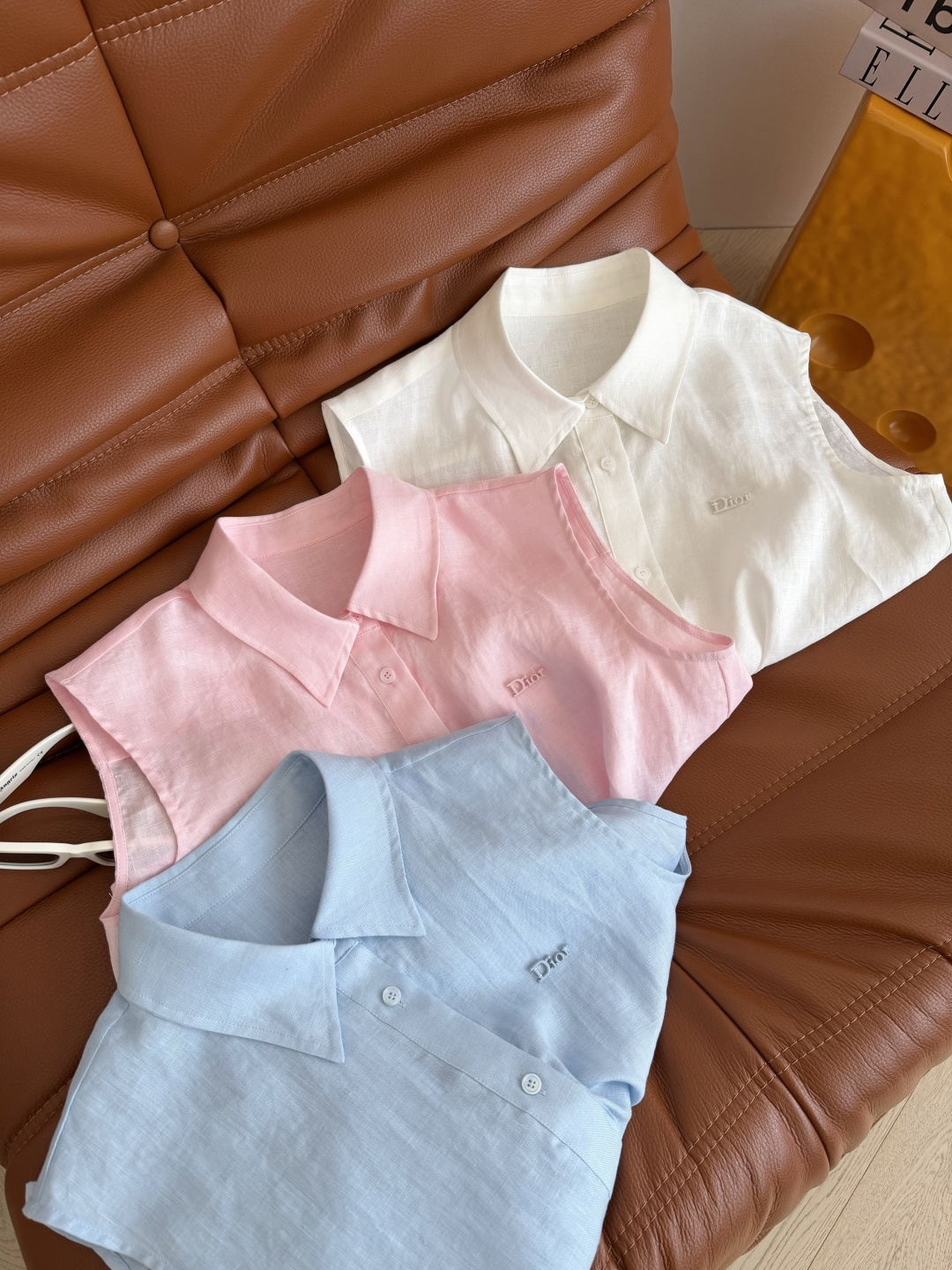 夏季出片单品 26🆕🆕系带设计亚麻衬衫 胸前手缝字母logo装饰 同色系的字母小金属太好看了 度假Fee