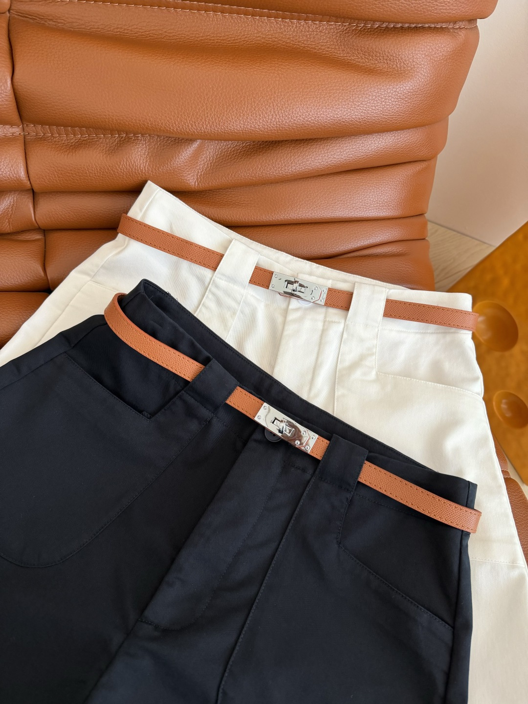 에르메스 26SS 여성 스커트 135454 Hermes Skirt 썸네일 이미지