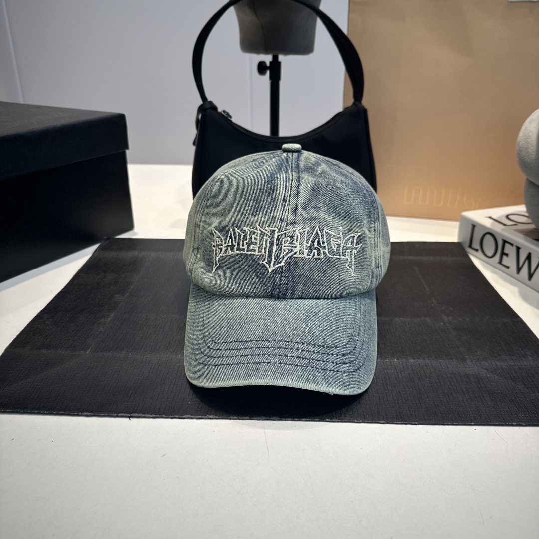 NO:809376,BALENCIAGA's new embroidered logo baseball cap, cool colors, different styles for men and women, the first batch will be shipped first!  A must-buy for Paris fans!  , hat. scarf. socks, balenciaga, balenciaga, socks, hats19860909BALENCIAGA巴黎世家新款刺绣logo棒球帽,很酷的色系,男女佩戴都有不同style,第一批抢先出货！巴黎粉必入款！,帽子.围巾.袜子,balenciaga,balenciaga,socks,hats,accessory