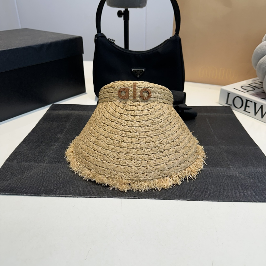 NO:809469,The popular Alo new papyrus hollow hat, simple, fashionable and more breathable, super popular, hats, scarves, socks, socks, hats19860909爆款Alo新款纸草空顶帽 简约时尚更透气,超火爆,帽子.围巾.袜子,socks,hats,accessory
