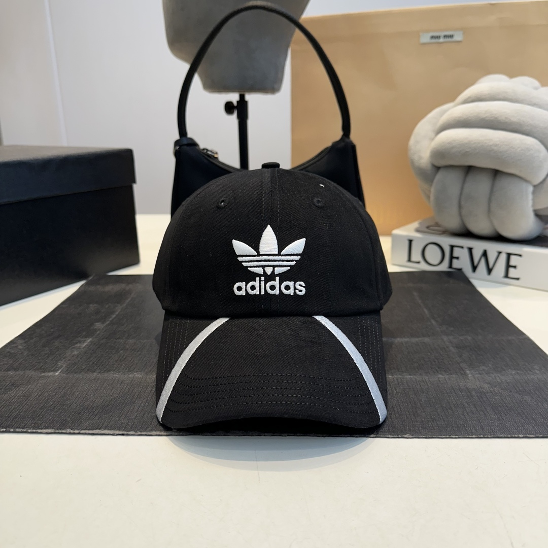 NO:810043,Adidas clover embroidered hat baseball cap, top version custom-woven twill brushed fabric, super texture, hats, scarves, socks, socks, hats19860909阿迪三叶草刺绣刺帽子棒球帽 顶级版本定织斜纹磨毛面料,超有质感,帽子.围巾.袜子,socks,hats,accessory