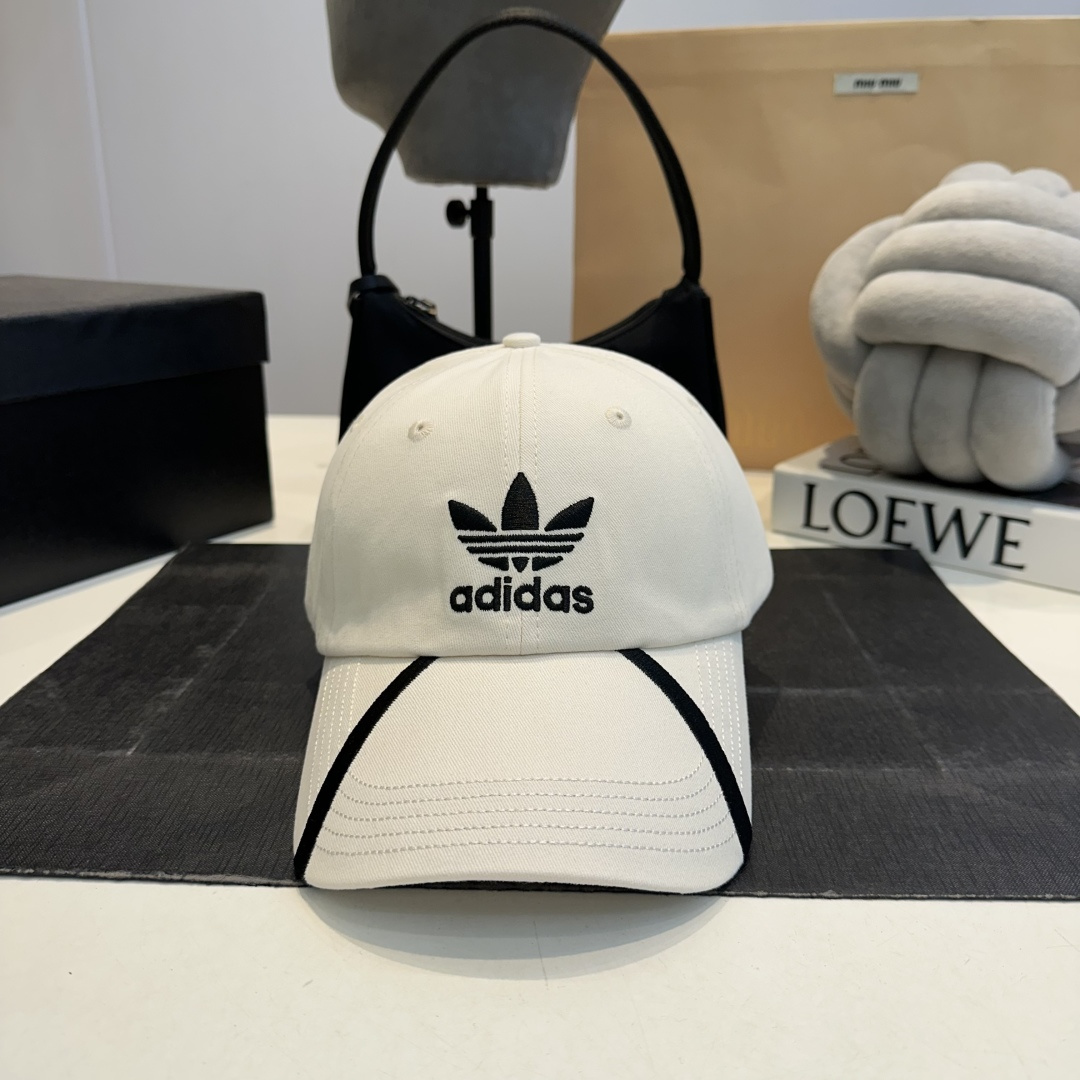 NO:810039,Adidas clover embroidered hat baseball cap, top version custom-woven twill brushed fabric, super texture, hats, scarves, socks, socks, hats19860909阿迪三叶草刺绣刺帽子棒球帽 顶级版本定织斜纹磨毛面料,超有质感,帽子.围巾.袜子,socks,hats,accessory