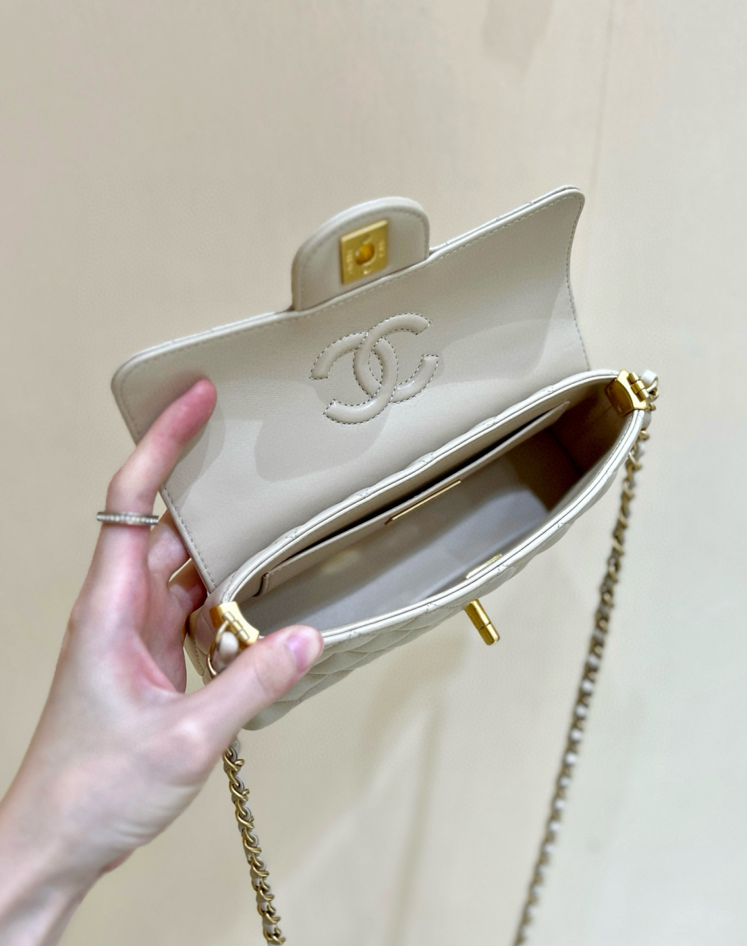 Miniatura 8