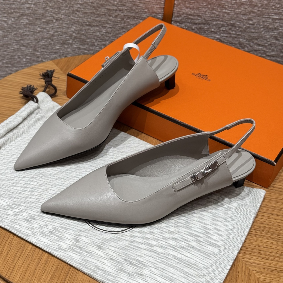 Hermès Lover 40 (Pebble Beige)