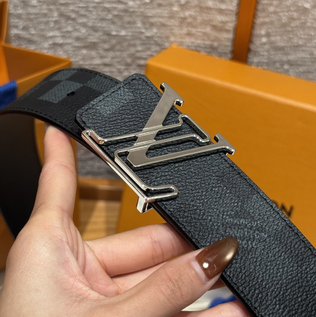 루이비통 이니셜 다모플라주 40mm 리버시블 벨트 상세 이미지 5