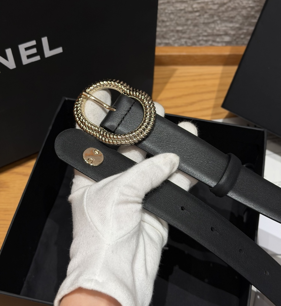 香家✨ Leather belt 30mm皮质腰带这款是香香25/26早春度假系列3.0cm腰带，采用光
