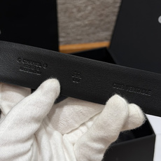 香家✨ Leather belt 30mm皮质腰带这款是香香25/26早春度假系列3.0cm腰带,采用光 香家✨ Leather belt 30mm皮质腰带这款是香香25/26早春度假系列3.0cm腰带,采用光