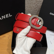 香家✨ Leather belt 30mm皮质腰带这款是香香25/26早春度假系列3.0cm腰带,采用光 香家✨ Leather belt 30mm皮质腰带这款是香香25/26早春度假系列3.0cm腰带,采用光