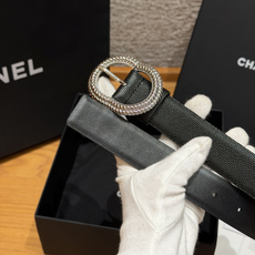 香家✨ Leather belt 30mm皮质腰带这款是香香25/26早春度假系列3.0cm腰带,采用光 香家✨ Leather belt 30mm皮质腰带这款是香香25/26早春度假系列3.0cm腰带,采用光