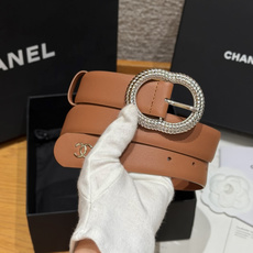 香家✨ Leather belt 30mm皮质腰带这款是香香25/26早春度假系列3.0cm腰带,采用光 香家✨ Leather belt 30mm皮质腰带这款是香香25/26早春度假系列3.0cm腰带,采用光