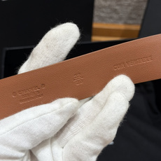 香家✨ Leather belt 30mm皮质腰带这款是香香25/26早春度假系列3.0cm腰带,采用光 香家✨ Leather belt 30mm皮质腰带这款是香香25/26早春度假系列3.0cm腰带,采用光