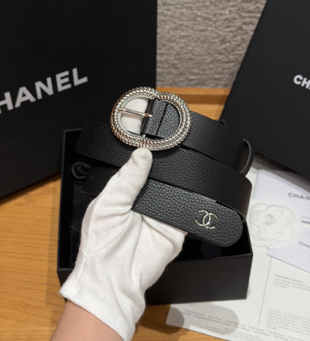 香家✨ Leather belt 30mm皮质腰带这款是香香25/26早春度假系列3.0cm腰带，采用光