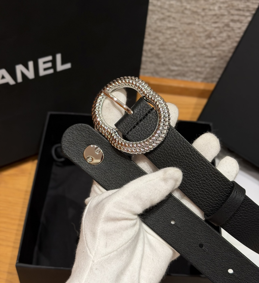 香家✨ Leather belt 30mm皮质腰带这款是香香25/26早春度假系列3.0cm腰带，采用光