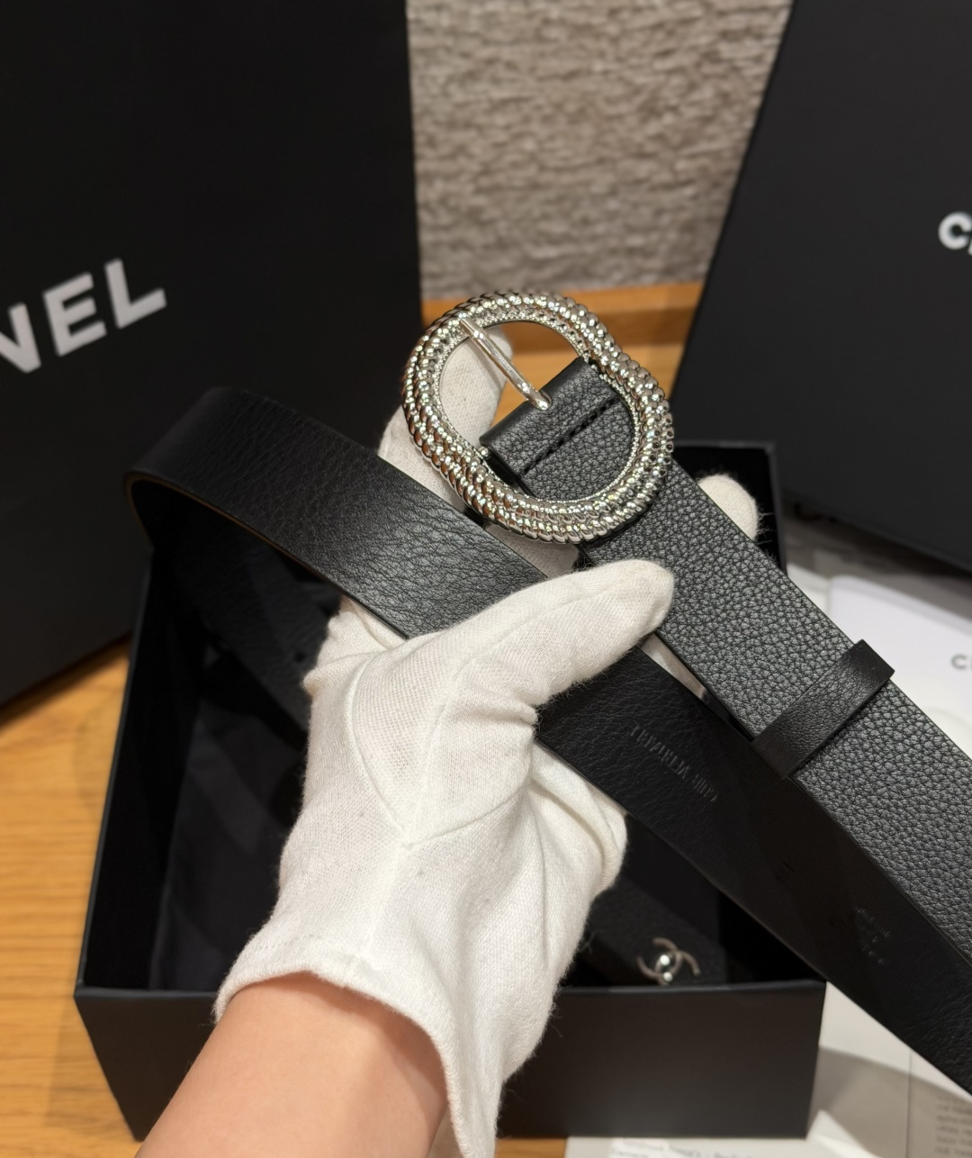 香家✨ Leather belt 30mm皮质腰带这款是香香25/26早春度假系列3.0cm腰带，采用光