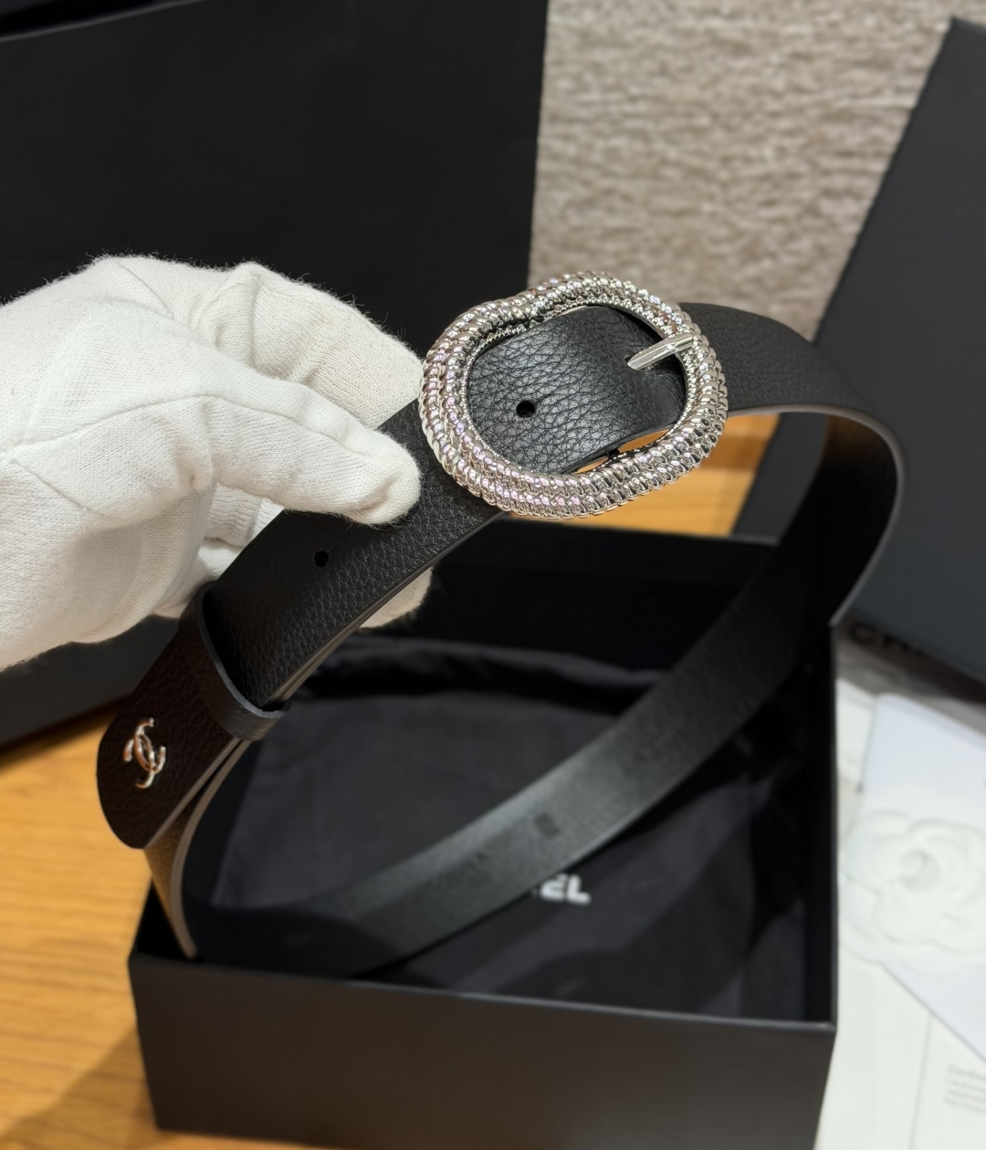 香家✨ Leather belt 30mm皮质腰带这款是香香25/26早春度假系列3.0cm腰带，采用光